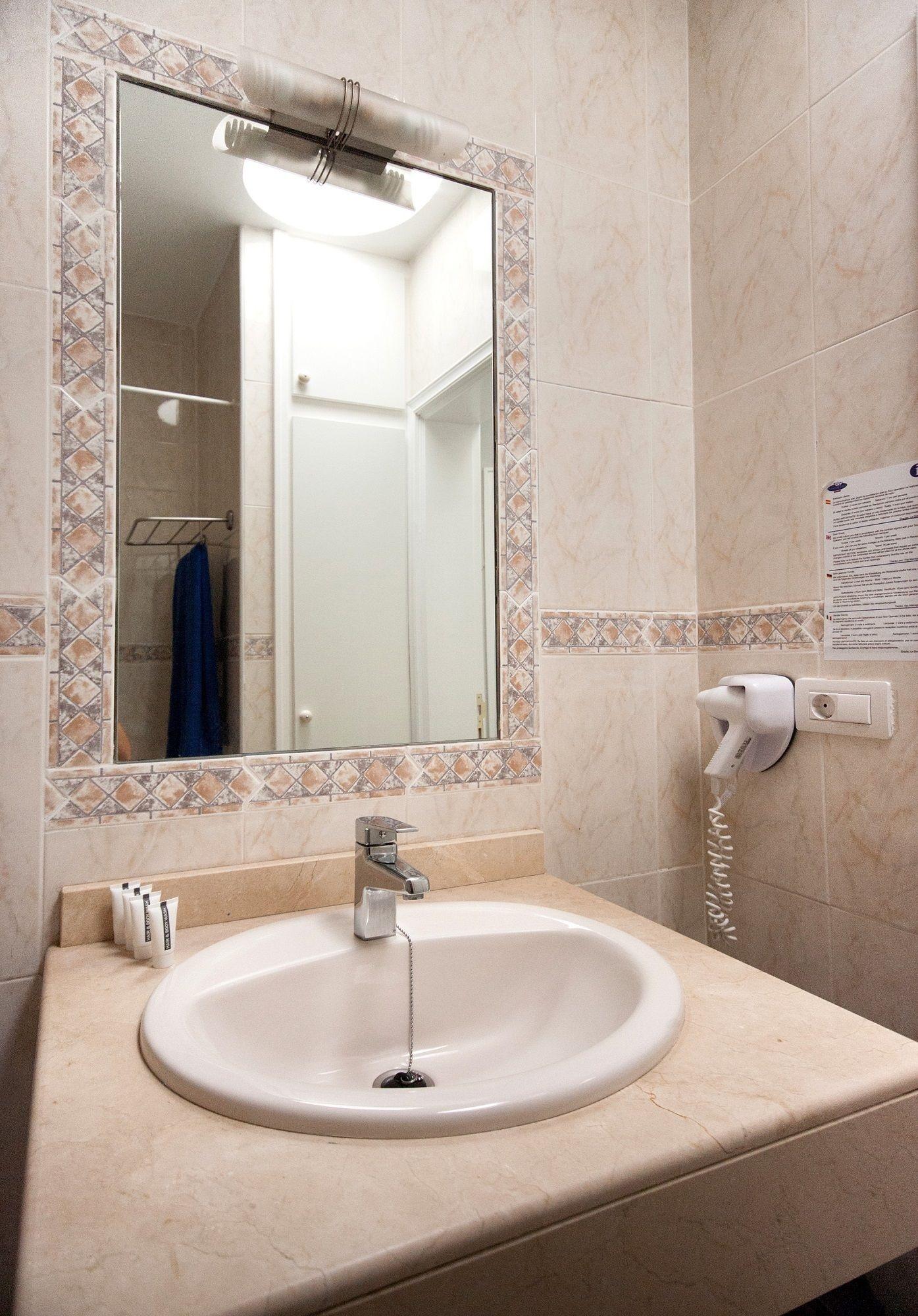 Apartamentos Panorama (Adults Only) ปูแอร์โตเดลคาร์เมน ภายนอก รูปภาพ