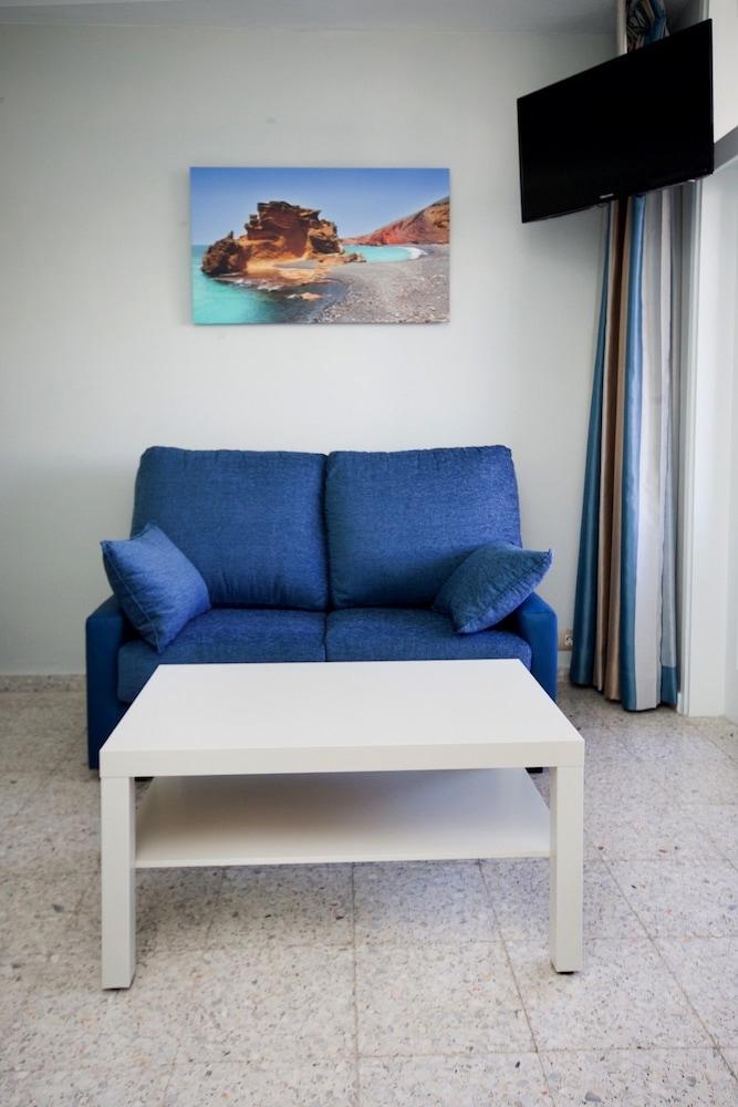 Apartamentos Panorama (Adults Only) ปูแอร์โตเดลคาร์เมน ภายนอก รูปภาพ